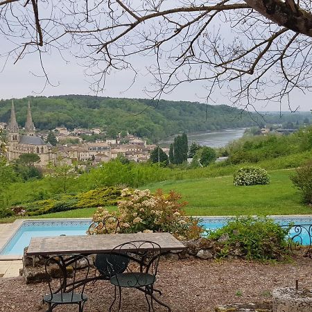 Les 4 Elements St Emilion Bed & Breakfast Branne  Екстериор снимка