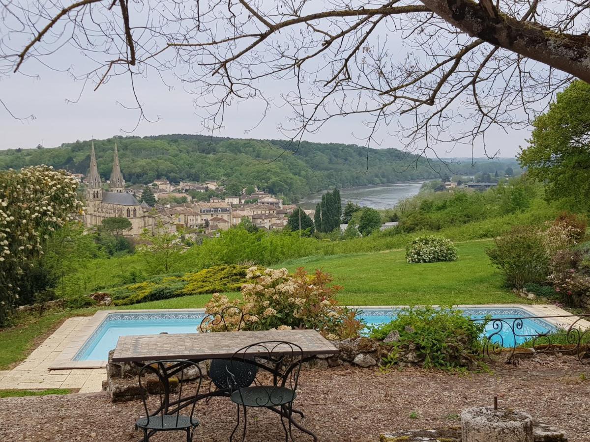 Les 4 Elements St Emilion Bed & Breakfast Branne  Екстериор снимка