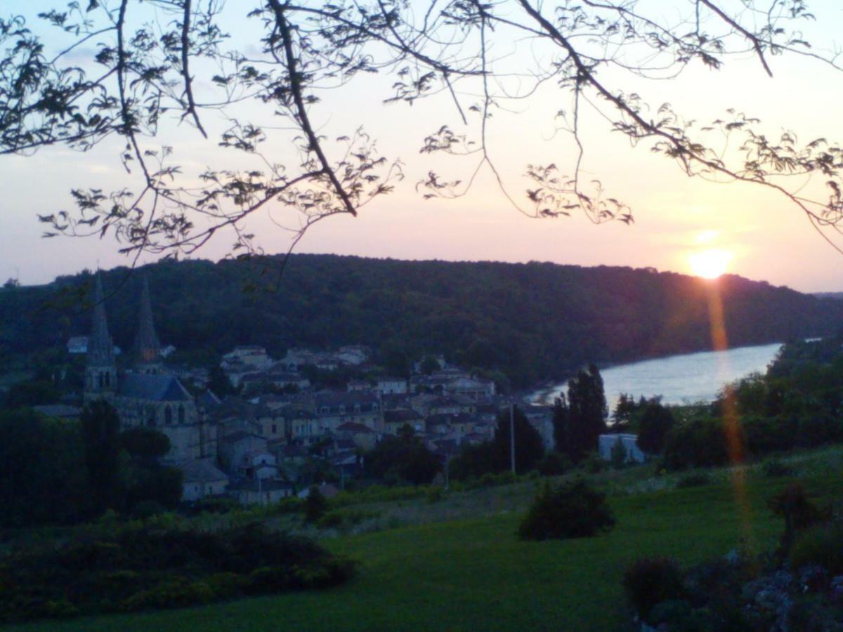 Les 4 Elements St Emilion Bed & Breakfast Branne  Екстериор снимка