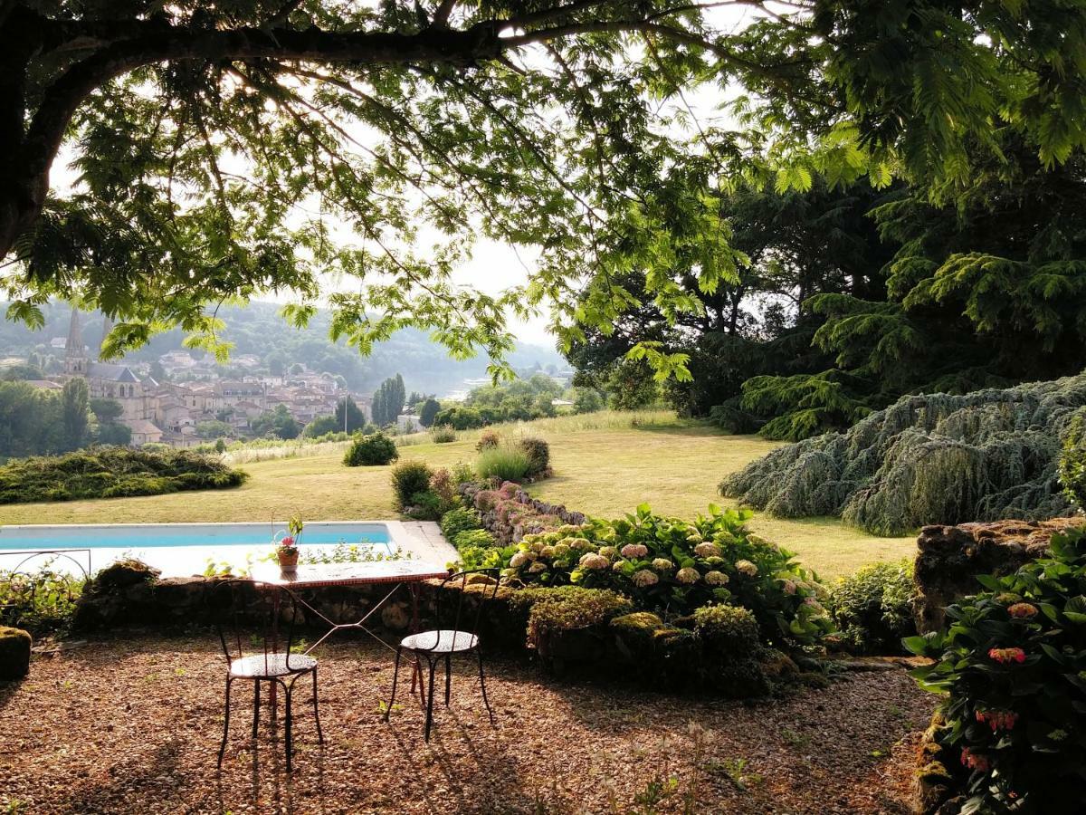 Les 4 Elements St Emilion Bed & Breakfast Branne  Екстериор снимка