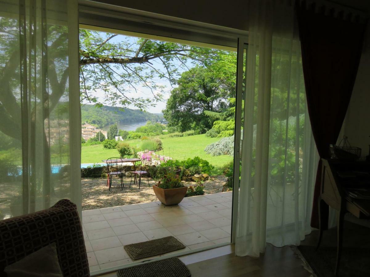 Les 4 Elements St Emilion Bed & Breakfast Branne  Екстериор снимка
