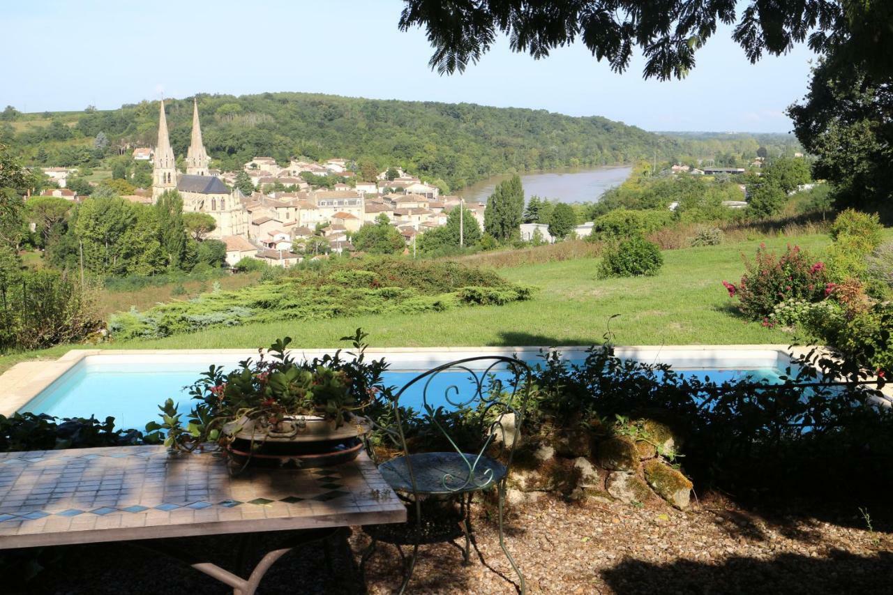 Les 4 Elements St Emilion Bed & Breakfast Branne  Екстериор снимка