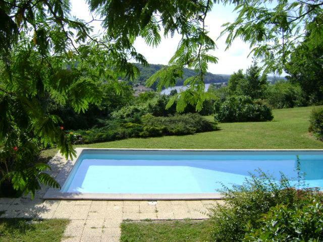 Les 4 Elements St Emilion Bed & Breakfast Branne  Екстериор снимка