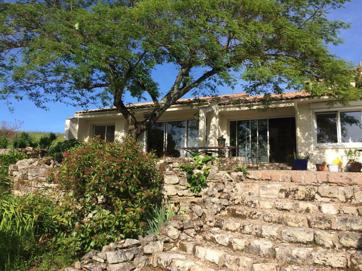 Les 4 Elements St Emilion Bed & Breakfast Branne  Екстериор снимка